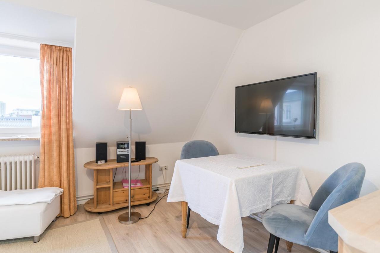Haus Alleestrasse 37 Haus Alleestrasse 37, Wohnung 3 บือซุม ภายนอก รูปภาพ